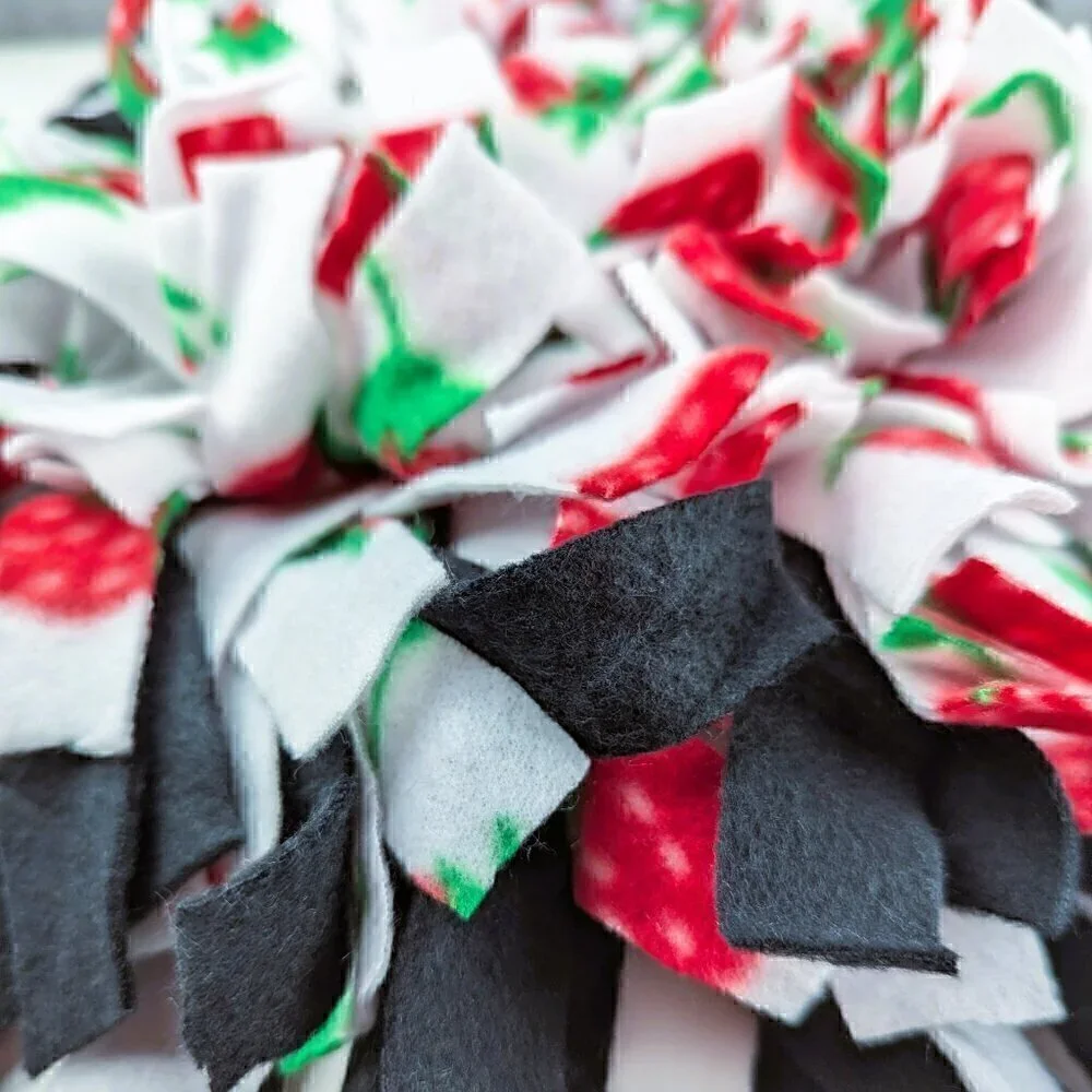 NEW Dog/Cat Snuffle Mat - Vintage Strawberries #42